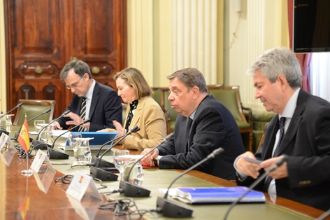 En una reunión mantenida hoy en la sede del ministerio  foto 5