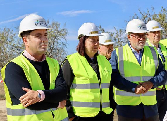 
					
			
					Hoy, durante su visita a las obras de modernización de regadíos en Viana (Navarra) 
			
					