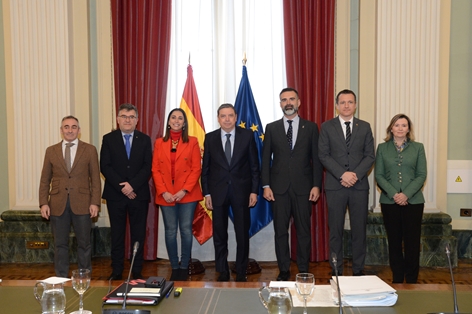 Hoy, en una reunión con los consejeros de Pesca de las cinco autonomías mediterráneas foto 2