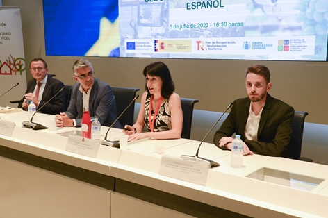 Hoy, en la inauguración de una jornada sobre el estado de la transformación digital del sistema agroalimentario español  foto 4