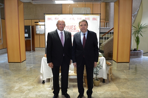 Hoy, en la clausura de la asamblea general de Cooperativas Agroalimentarias de España   foto 3