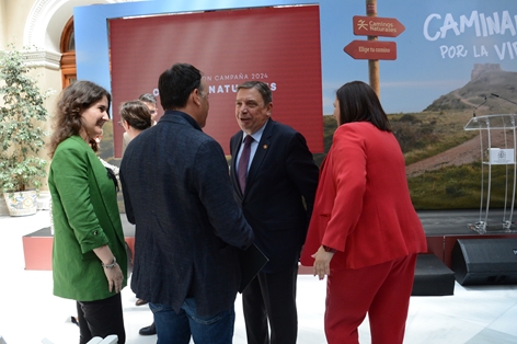 Hoy, en la presentación de la campaña de comunicación institucional 2024 foto 7