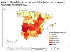 
				
			
				Según el documento “Extensión de los parques fotovoltaicos en España”  
			
				