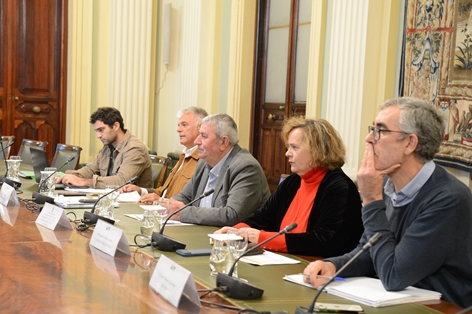 Tras el balance del acuerdo de  medidas de apoyo a agricultores y ganaderos foto 6