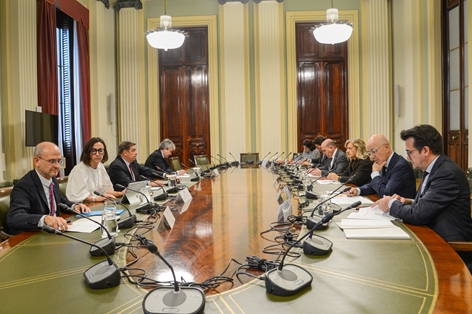 Luis Planas se reúne con las patronales de la distribución alimentaria ACES, Anged y Asedas en el marco de la Estrategia Nacional de Alimentación foto 4