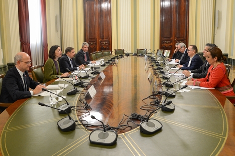 Luis Planas debate con representantes de la hostelería y la restauración ideas para la futura Estrategia Nacional de Alimentación  foto 6