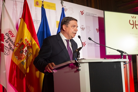 Hoy, en un acto celebrado en la embajada de España en Francia foto 2